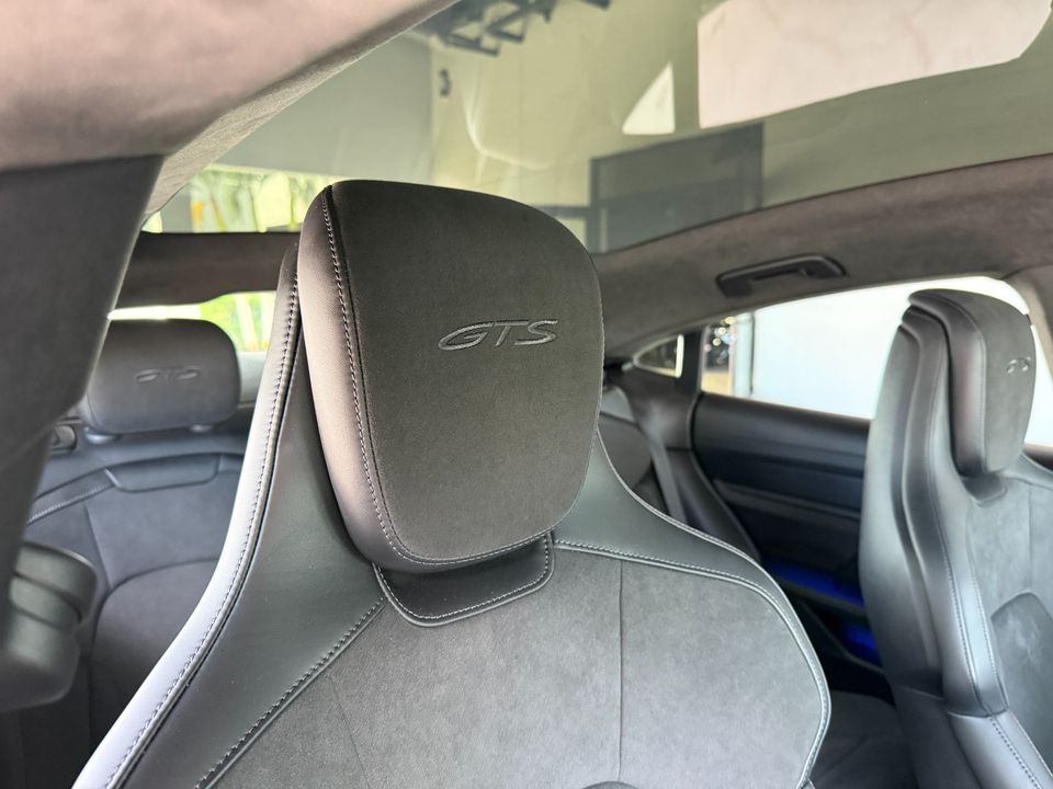 2022 Porsche Taycan