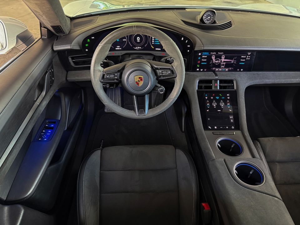 2022 Porsche Taycan