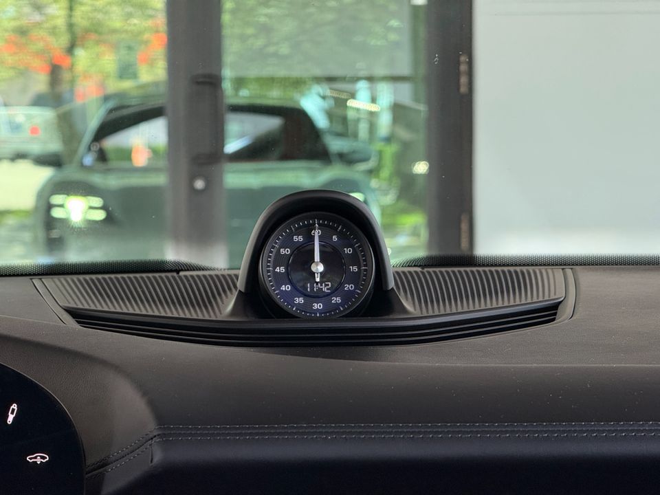 2022 Porsche Taycan