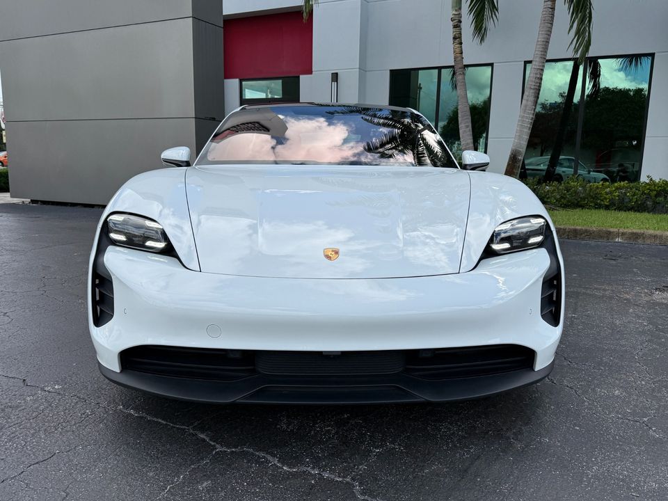 2022 Porsche Taycan