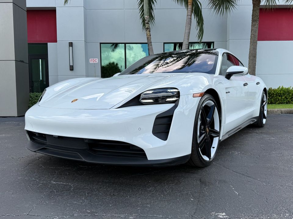 2022 Porsche Taycan