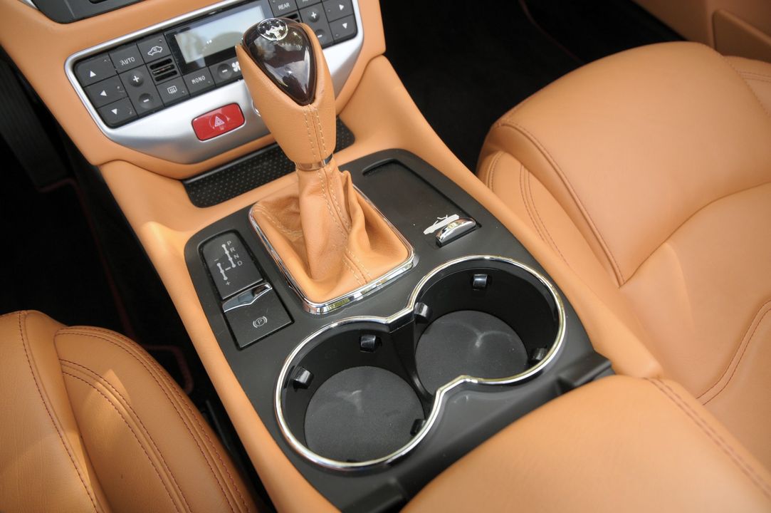 2016 Maserati GranTurismo