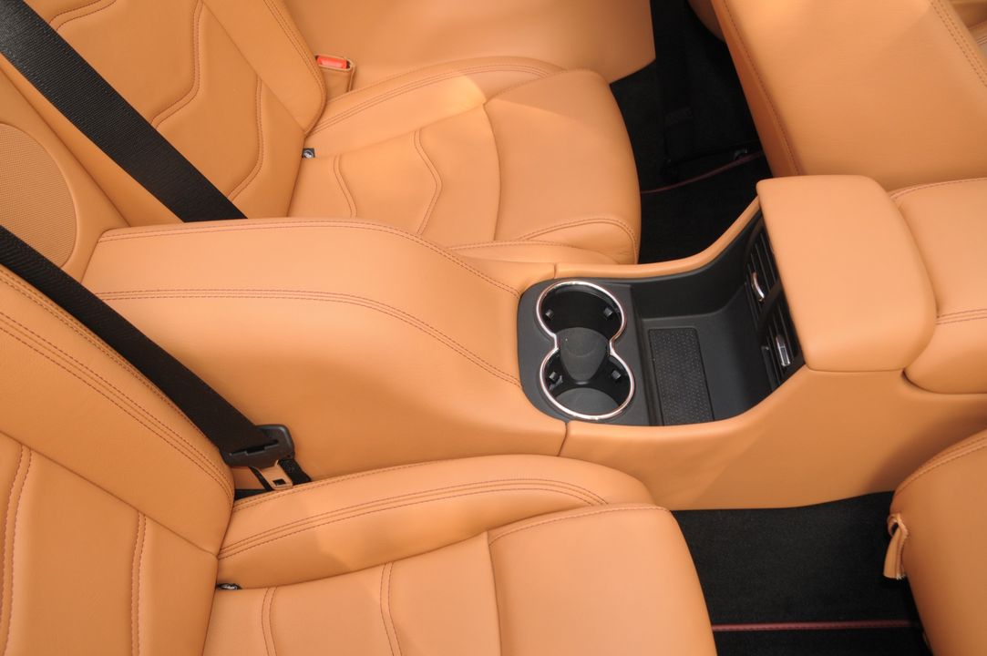 2016 Maserati GranTurismo