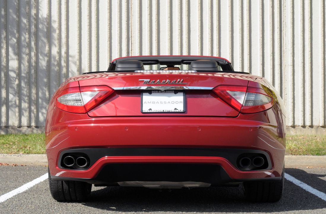 2016 Maserati GranTurismo