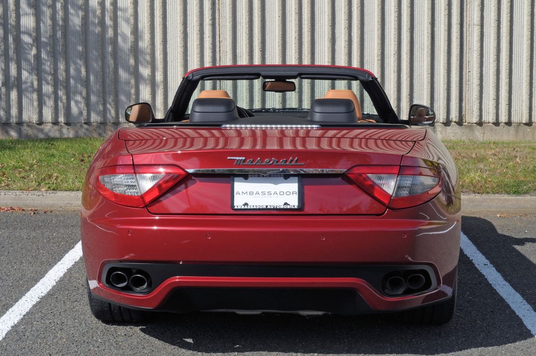 2016 Maserati GranTurismo