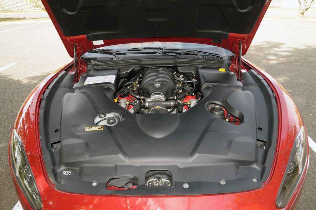 2016 Maserati GranTurismo
