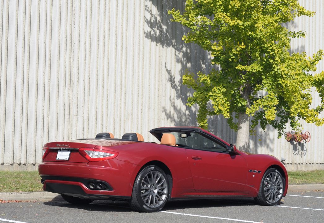 2016 Maserati GranTurismo