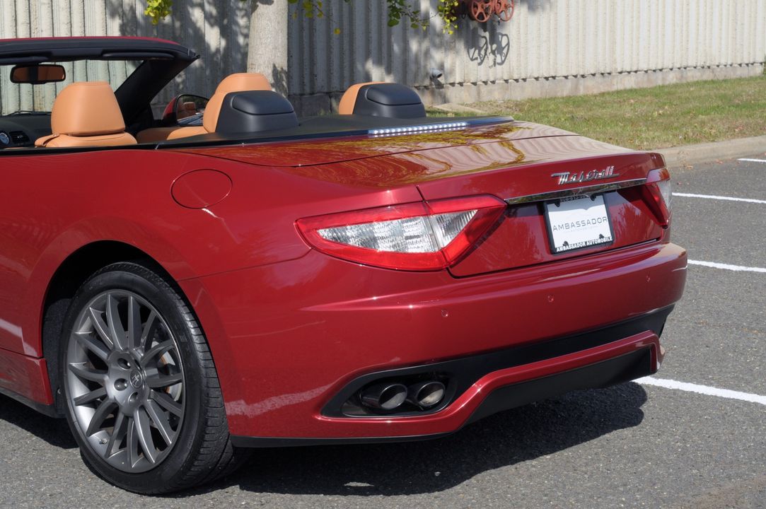 2016 Maserati GranTurismo