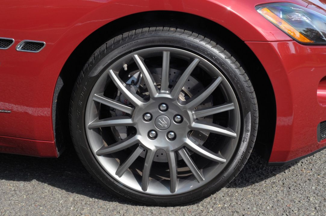 2016 Maserati GranTurismo