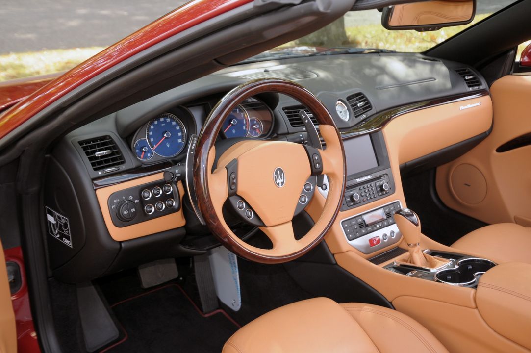 2016 Maserati GranTurismo