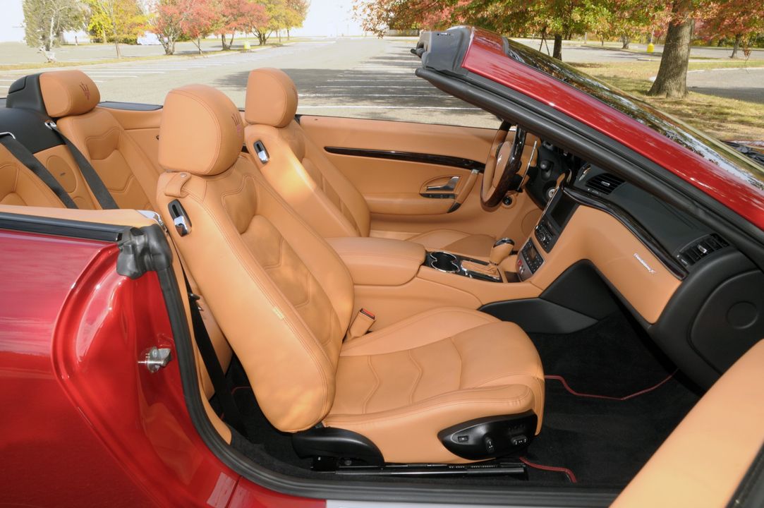 2016 Maserati GranTurismo