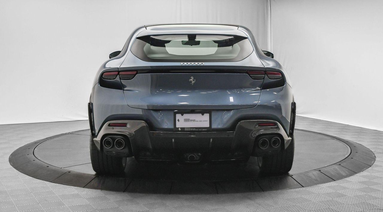 2025 Ferrari Purosangue