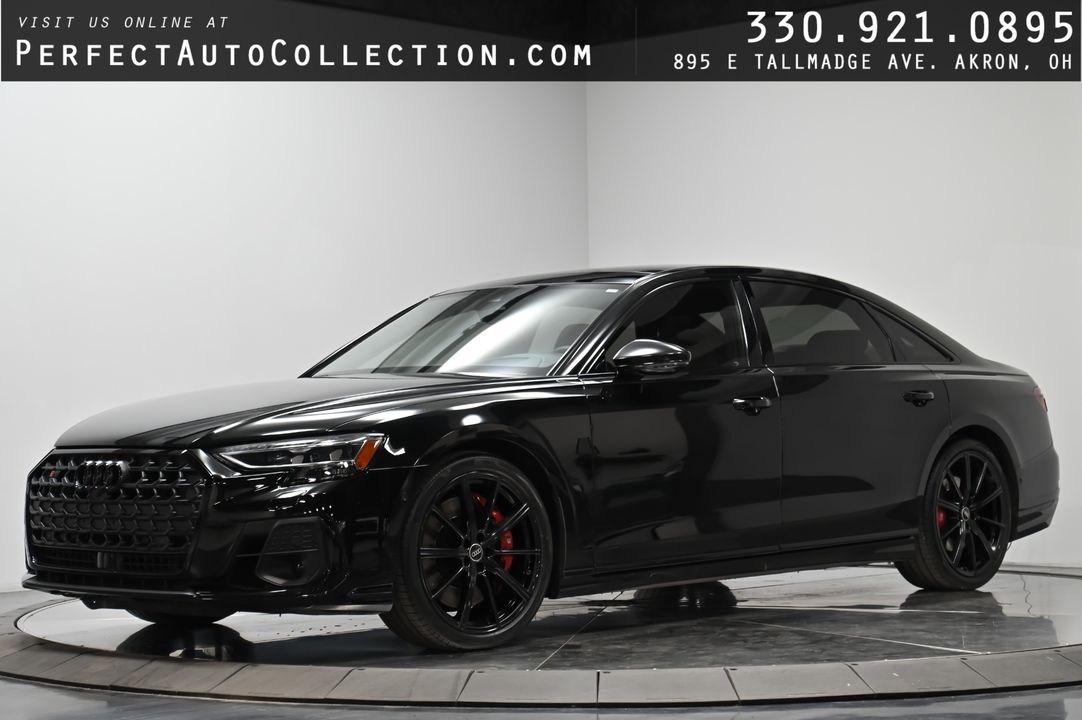 2022 Audi S8