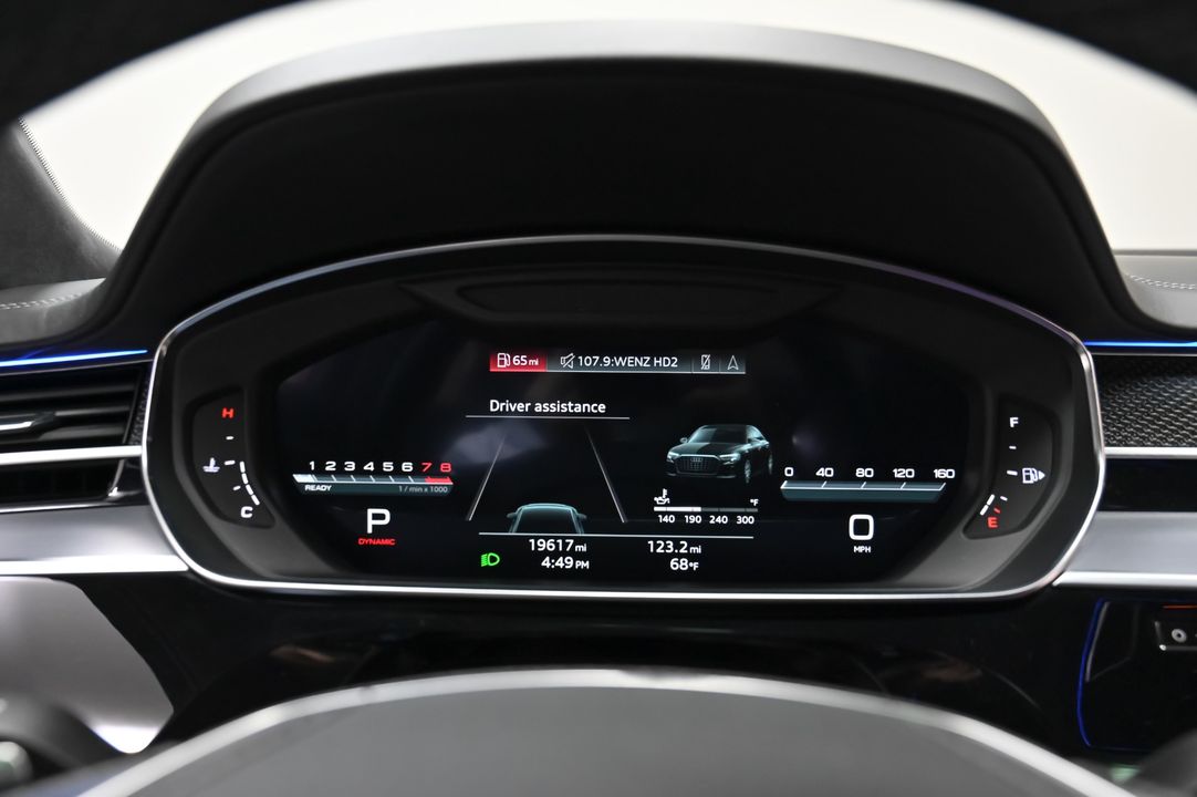 2022 Audi S8