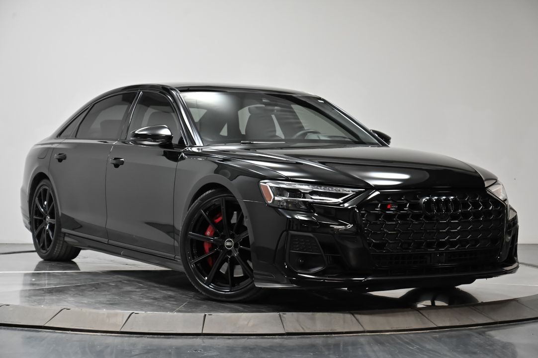 2022 Audi S8