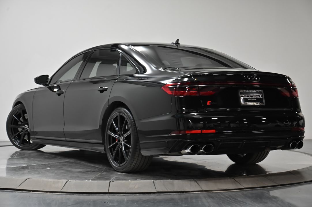 2022 Audi S8
