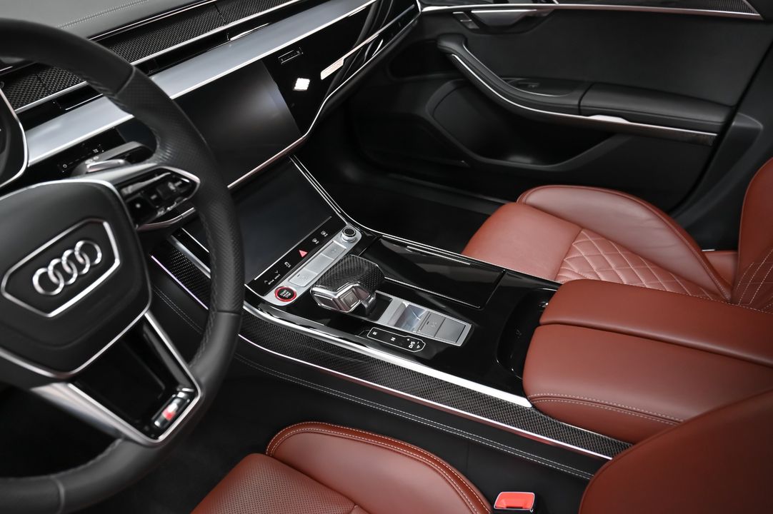 2022 Audi S8