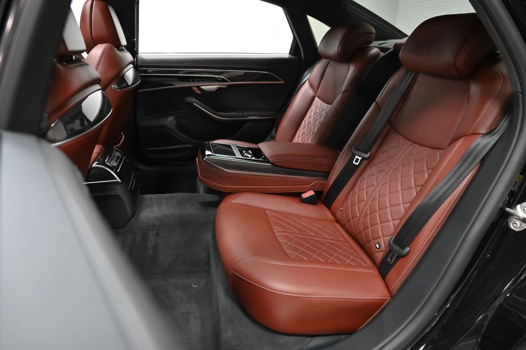 2022 Audi S8