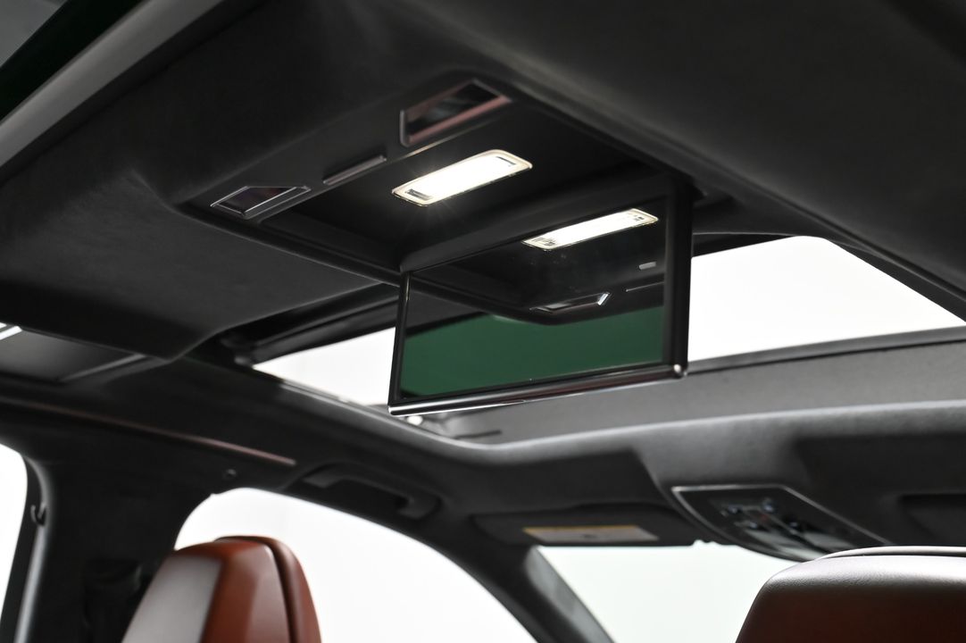 2022 Audi S8