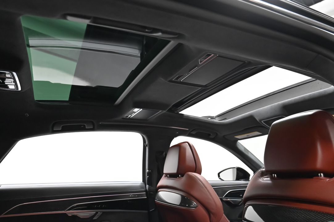 2022 Audi S8
