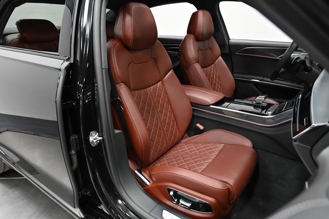 2022 Audi S8