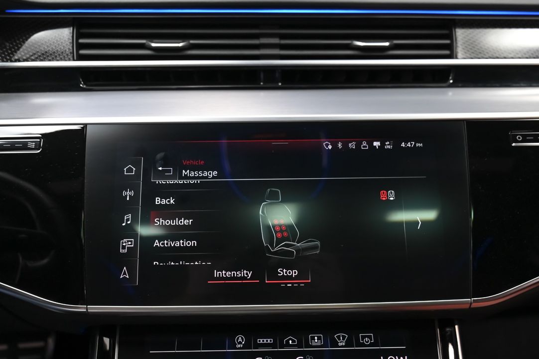 2022 Audi S8