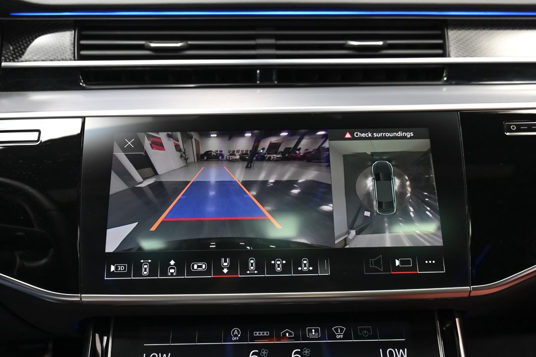 2022 Audi S8