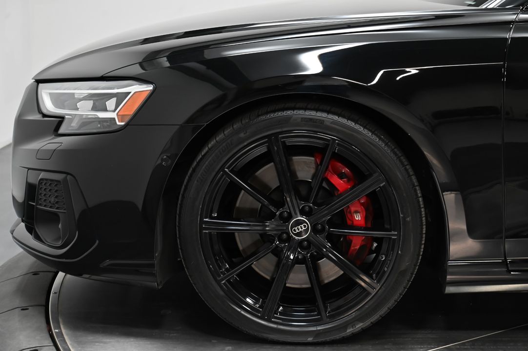 2022 Audi S8
