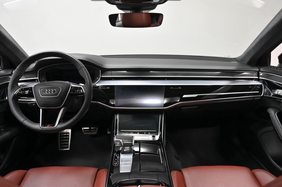 2022 Audi S8