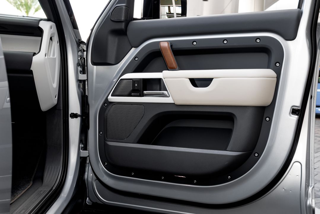 2024 Land Rover Defender