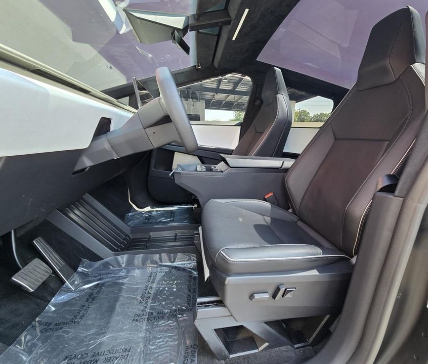 2024 Tesla Cybertruck