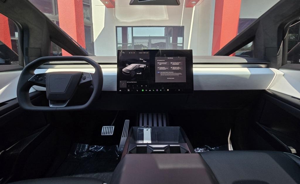 2024 Tesla Cybertruck