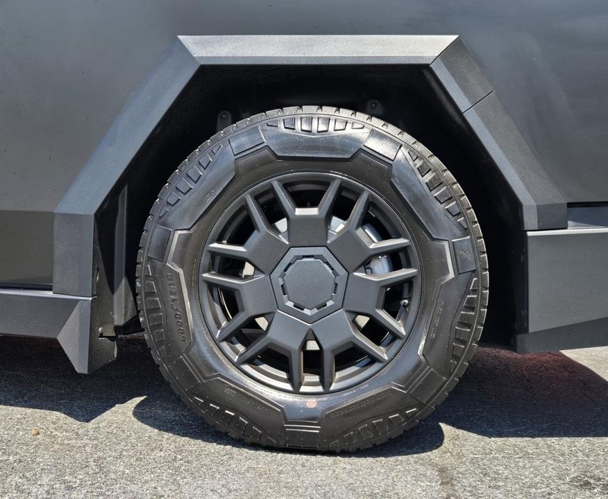 2024 Tesla Cybertruck