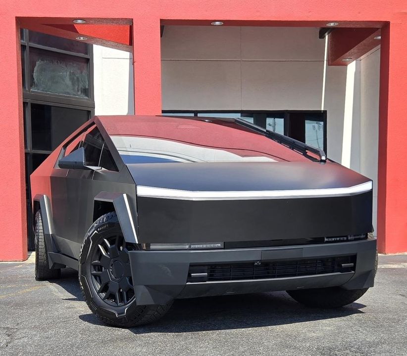 2024 Tesla Cybertruck