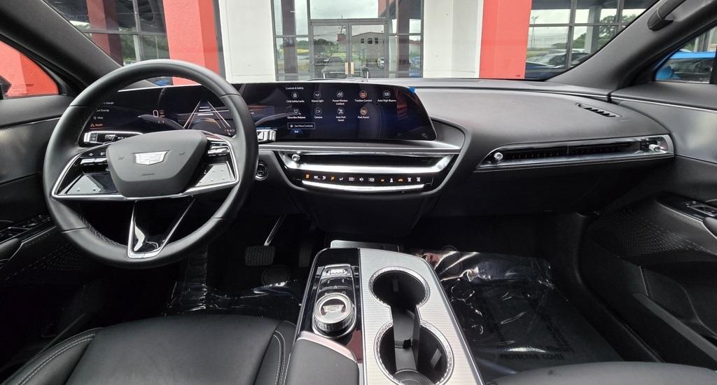 2024 Cadillac LYRIQ