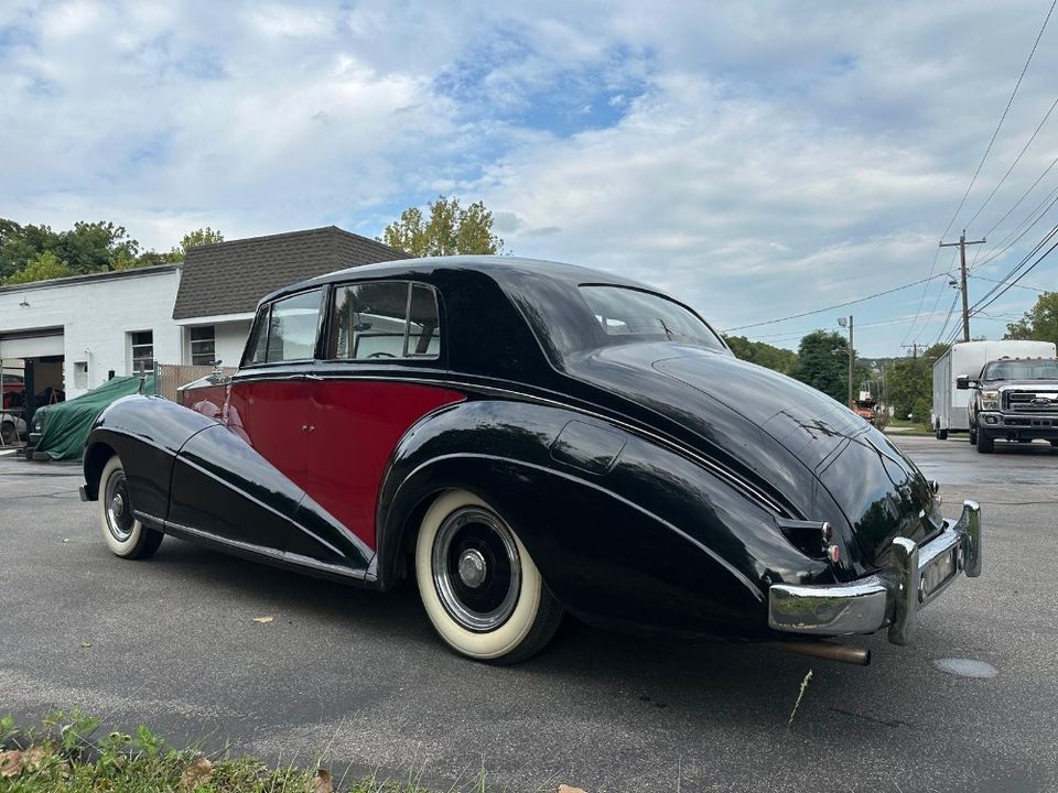 1951 Rolls-Royce Silver Wraith