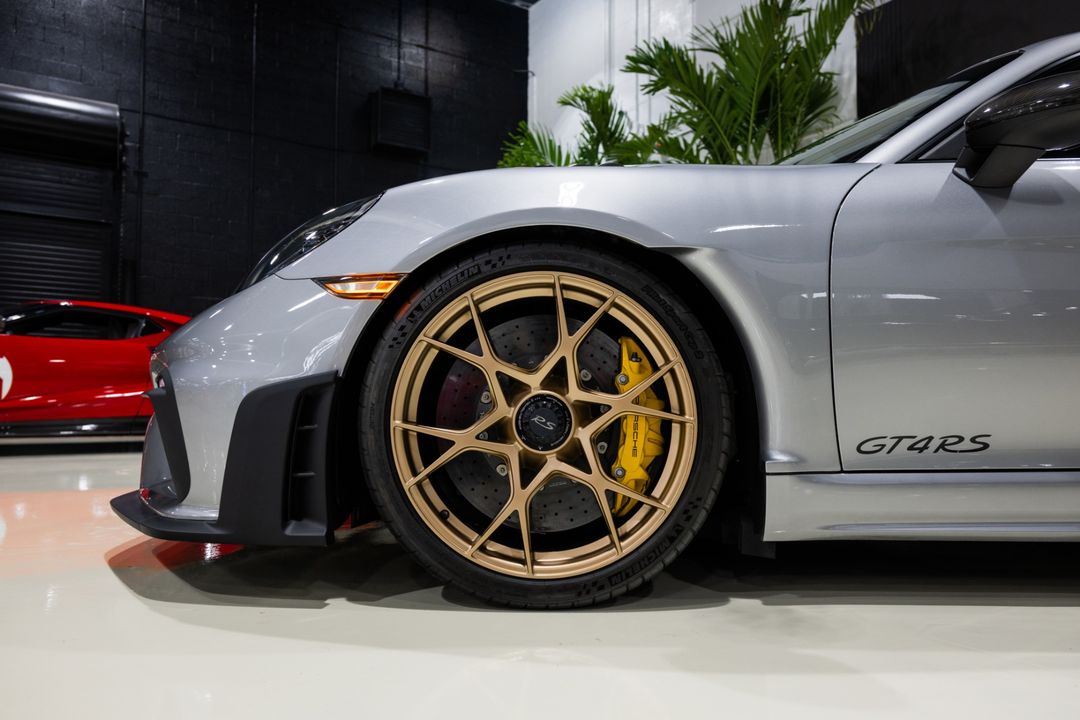 2023 Porsche 718 Cayman