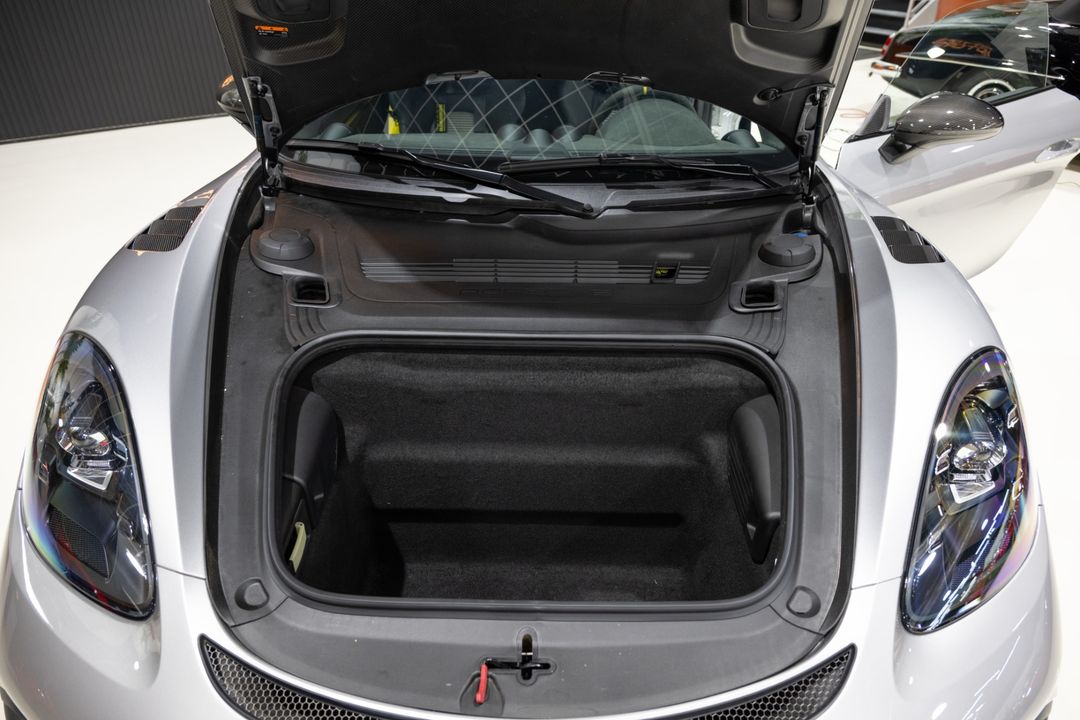 2023 Porsche 718 Cayman