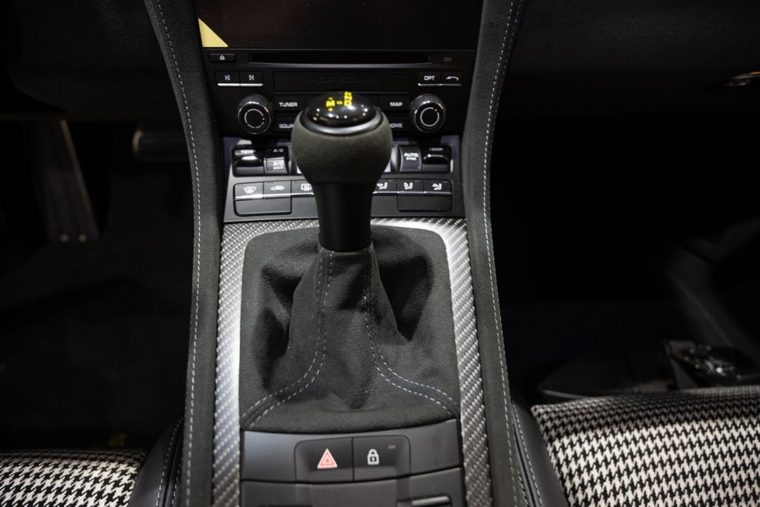 2023 Porsche 718 Cayman
