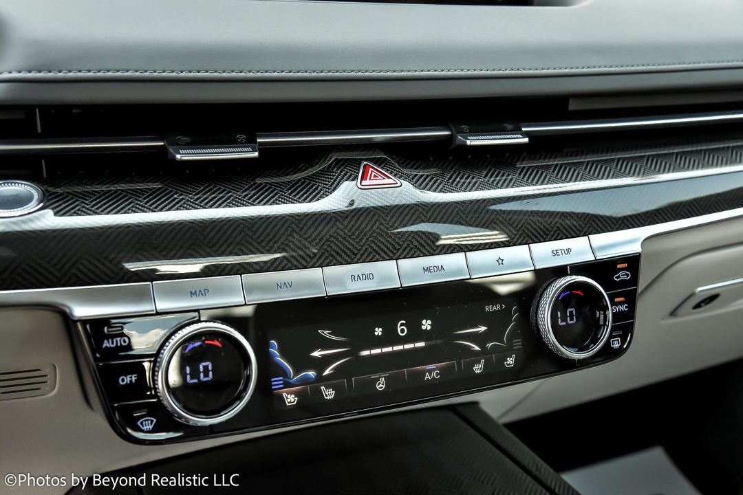 2024 Genesis G80