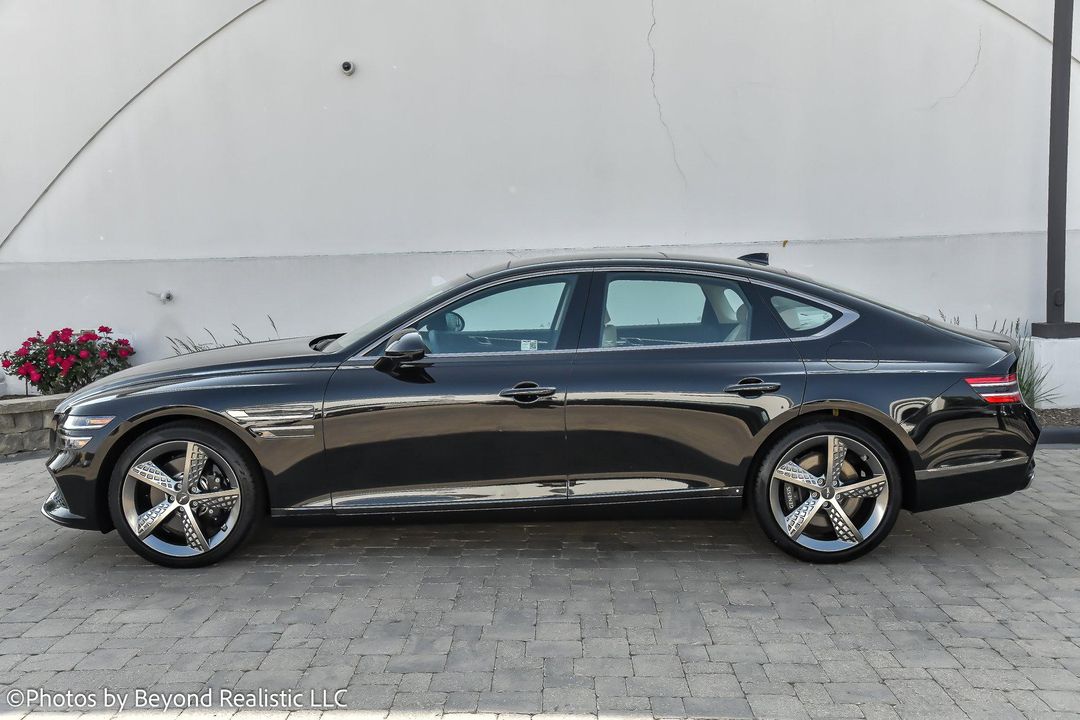 2024 Genesis G80