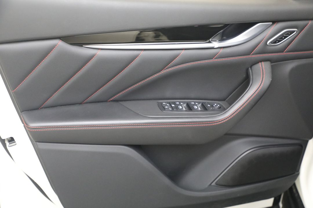 2022 Maserati Levante