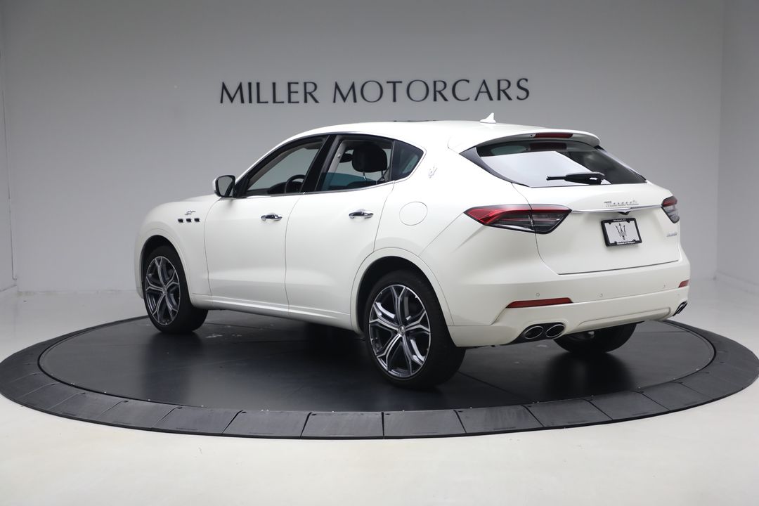 2022 Maserati Levante