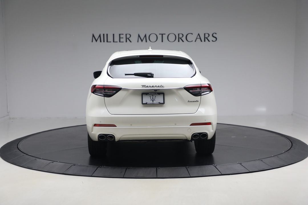 2022 Maserati Levante