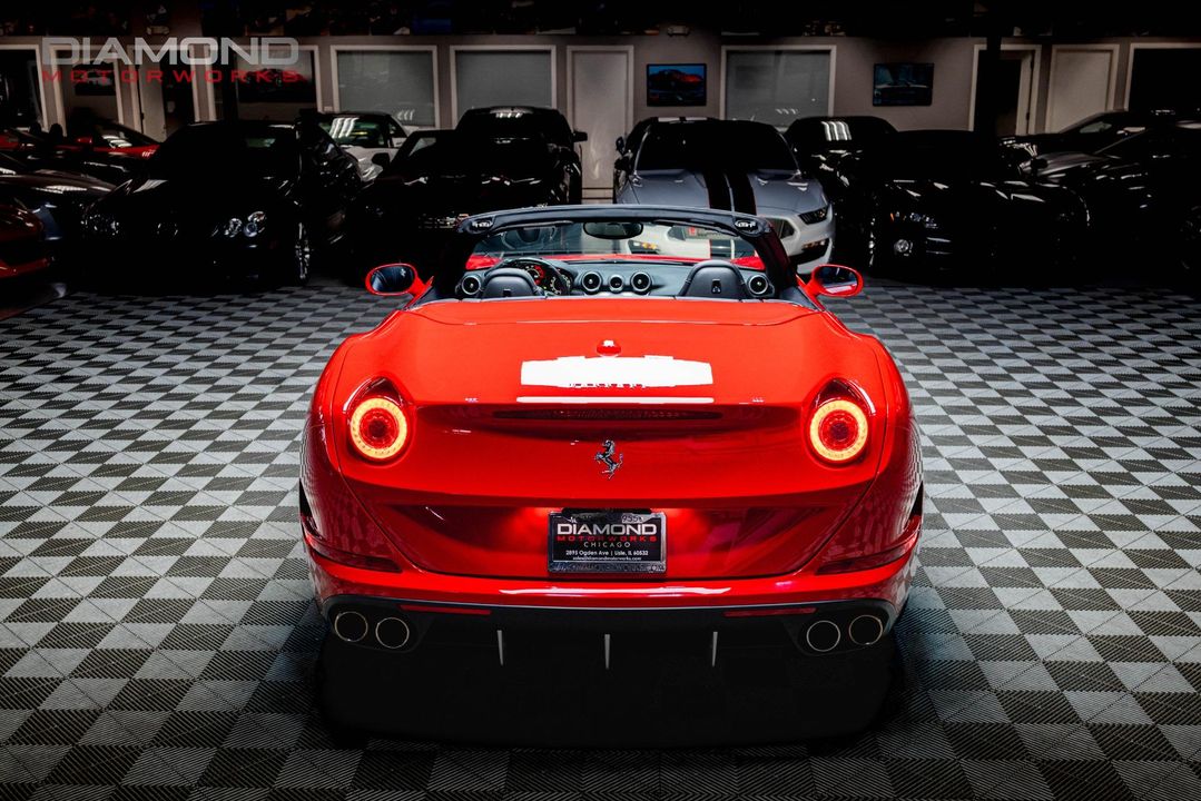 2015 Ferrari California T