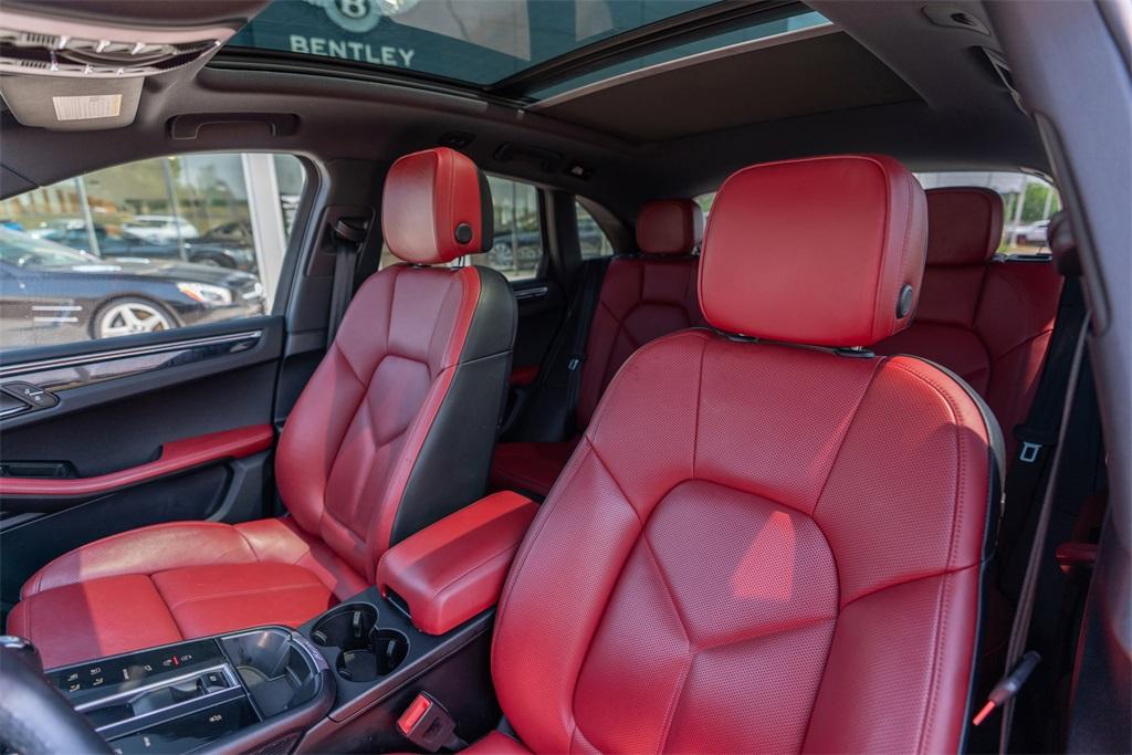 2023 Porsche Macan