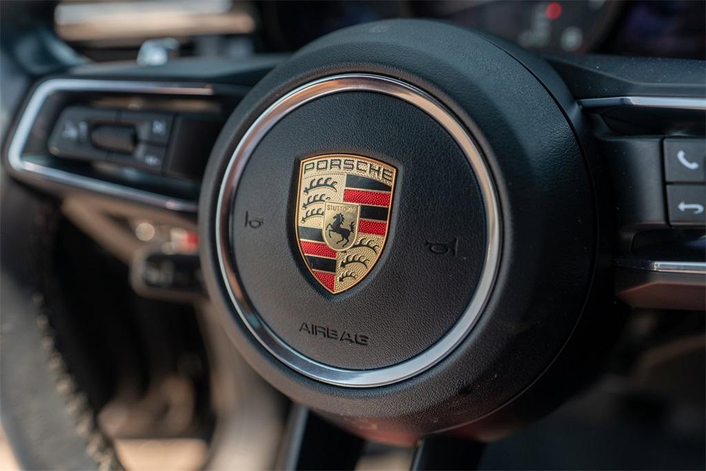 2023 Porsche Macan