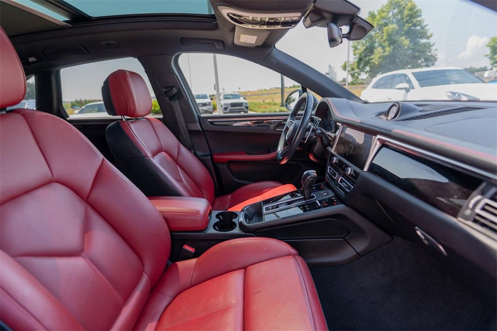 2023 Porsche Macan