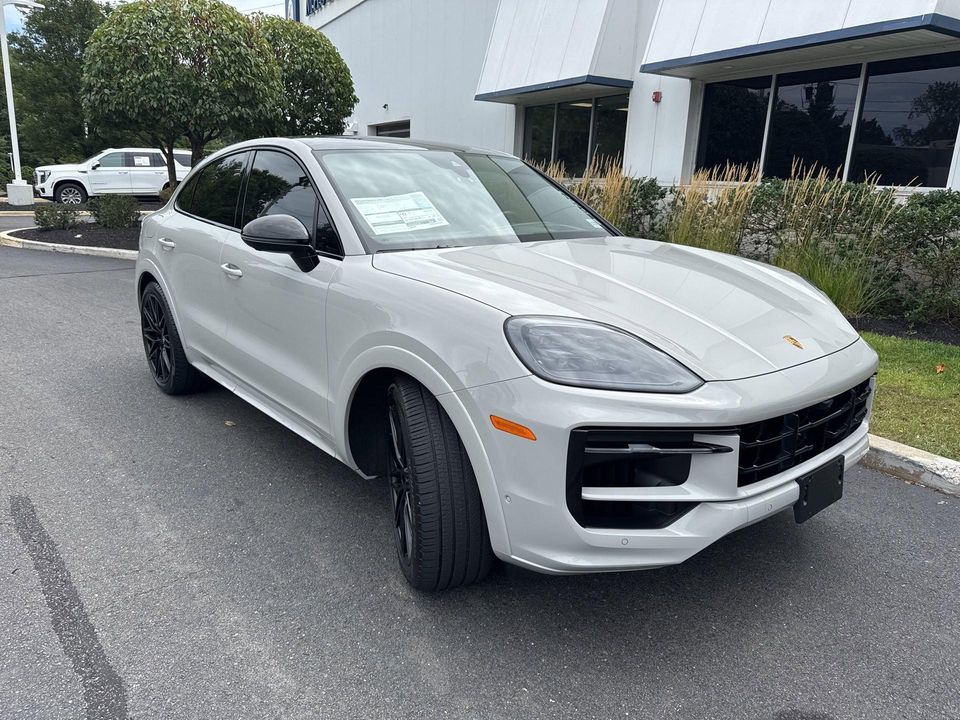 2024 Porsche Cayenne