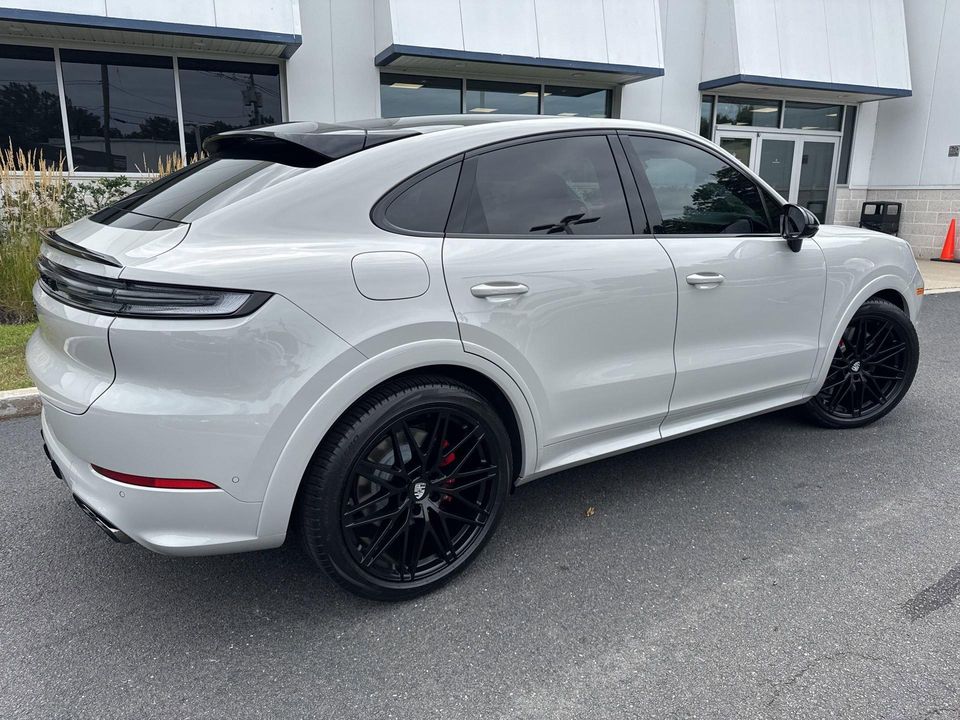 2024 Porsche Cayenne